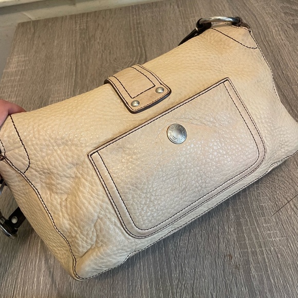 Coach Chelsea Shoulder Bag - Picture 9 of 10